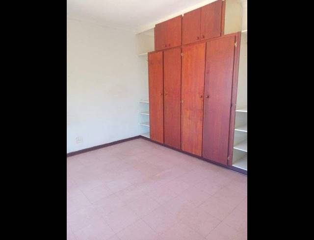 2 BEDROOM APARTMENT FOR SALE IN MMABATHO 2